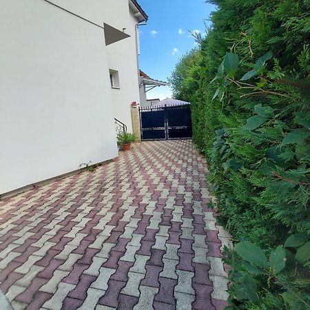 Appartement Meuble Avec Deux Chambres Μουλέν Εξωτερικό φωτογραφία