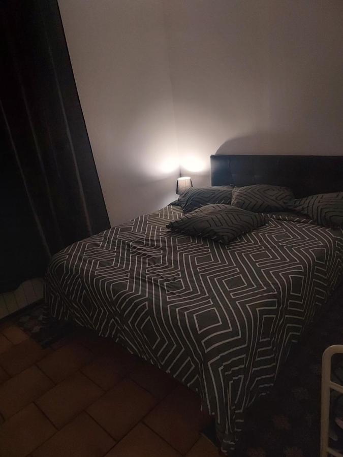 Appartement Meuble Avec Deux Chambres Μουλέν Εξωτερικό φωτογραφία
