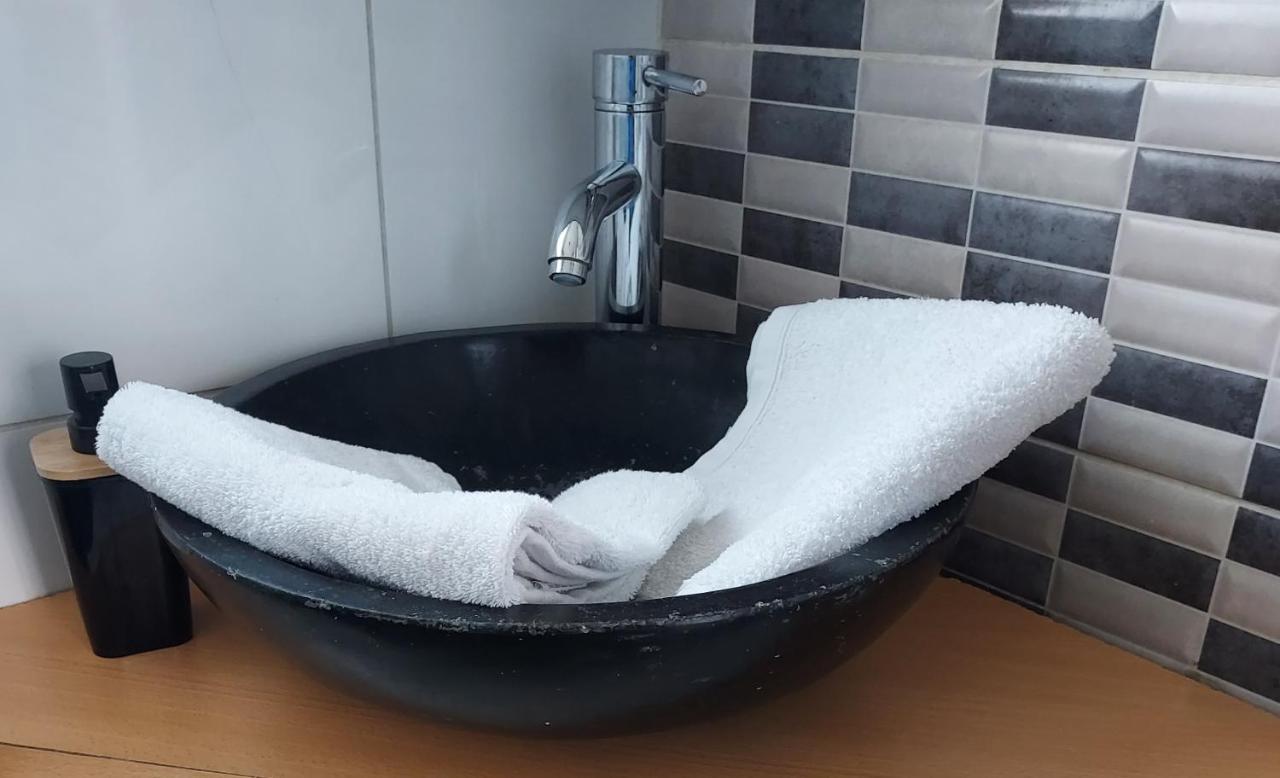 Appartement Meuble Avec Deux Chambres Μουλέν Εξωτερικό φωτογραφία